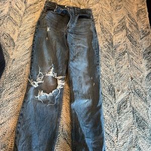 Abercrombie 90s high rise ripped jeans